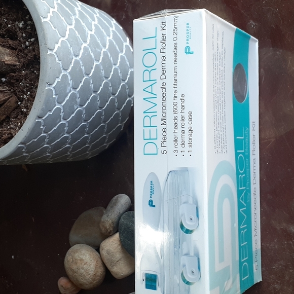 Dermaroll set - Picture 2 of 4